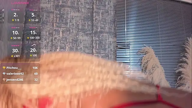 NathalyLeen – Naživo XXX chat