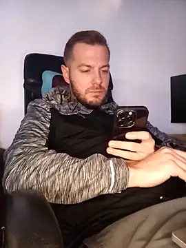 THE_CHEEKY_ALPHA: απευθείας συνομιλία ΧΧΧ