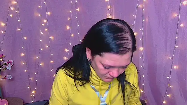 Вебкам-шоу LauraFinn