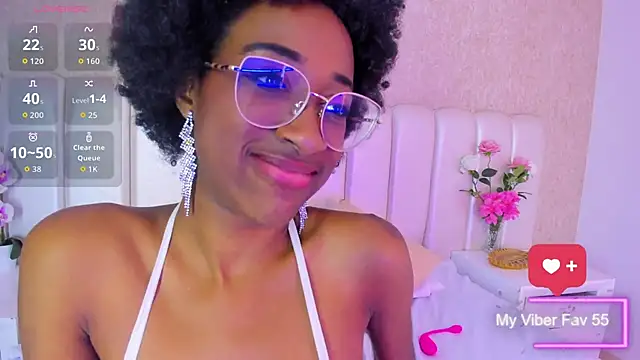 Julianiita_ élő XXX-chatje