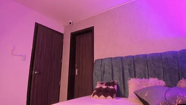 Živý XXX chat Aleera_Walton