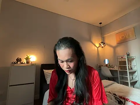 Živý XXX chat LadyAshley_Domina28