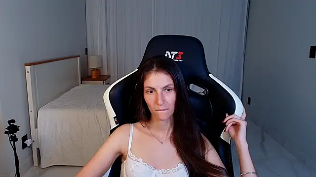 upssnowy élő XXX-chatje