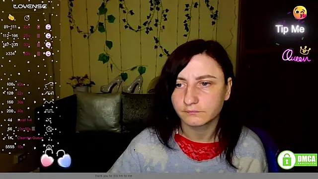 Muse_kitty_jenia élő XXX-chatje