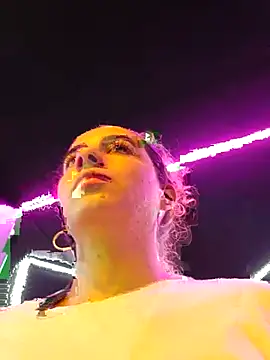 Sairy_のライブXXXチャット