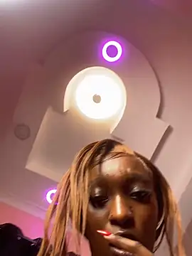 dime213 লাইভ XXX চ্যাট