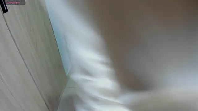 girl_horny-69 লাইভ XXX চ্যাট