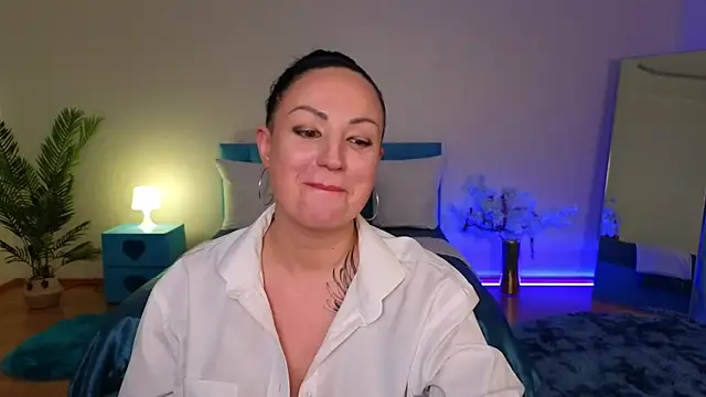 Chatroom XXX en direct de Mia_Marry