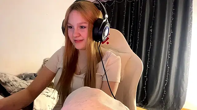 axin_burnell's Live XXX Chat