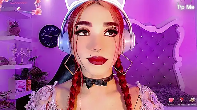 Show modela LeyXandrabraz na web-kameri