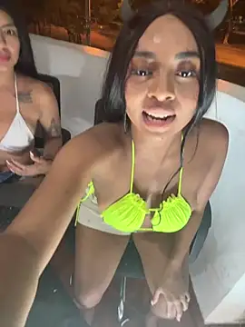 Chat +18 de Kloe_rousse01 ao vivo