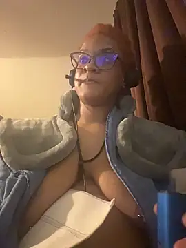 Chatroom XXX en direct de nickytheehawtie