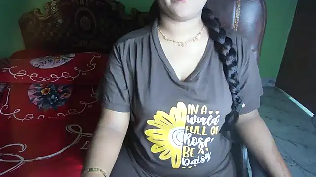 BengaliQueenStar Chat XXX live