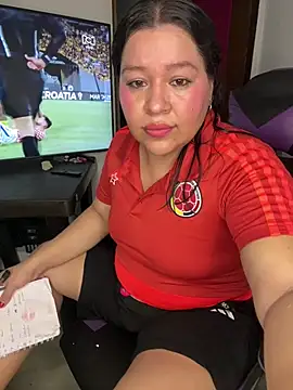 Lovelipsbig লাইভ XXX চ্যাট