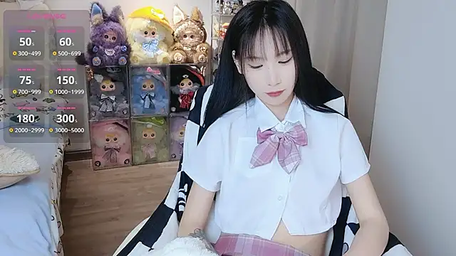 M-OTT_ Chat XXX in diretta