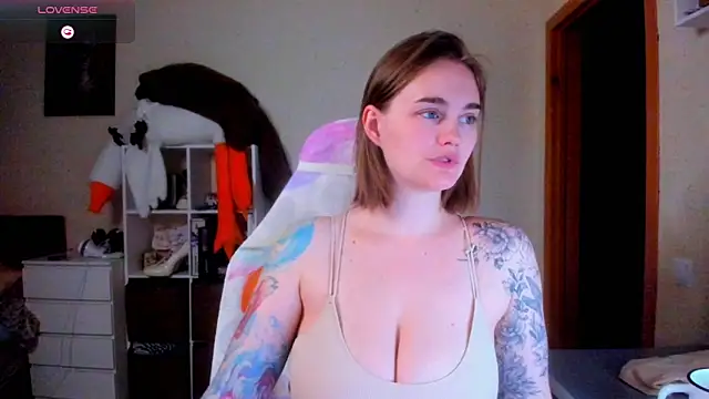 AnyshaCat live XXX chat