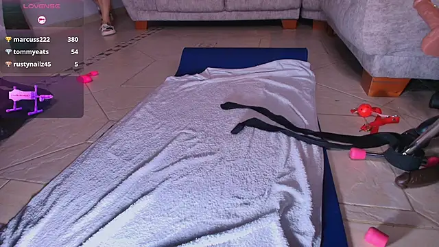 Chat +18 de Anna_parkker_ ao vivo