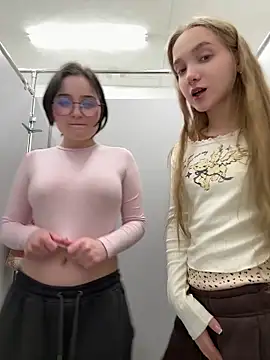 bambi_lu's Live XXX Chat