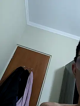 MOREN044 Live XXX-chat