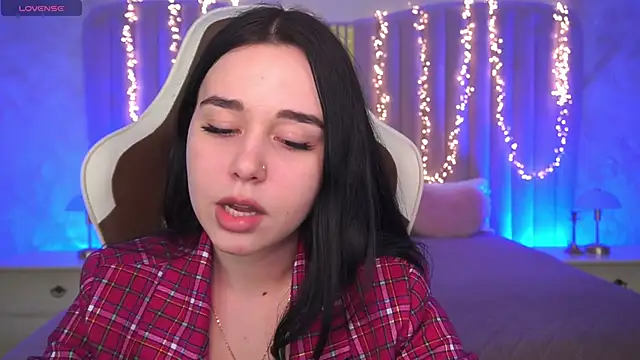 TorrySrar Adlı Modelin Canlı XXX Sohbeti