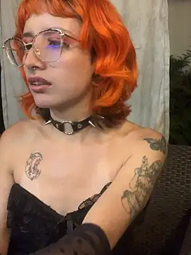 Alice_Hecatee Webcam Show