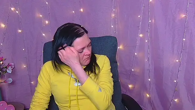 LauraFinnn Live XXX chat