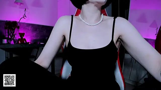 _Misha_Addams_ Adlı Modelin Canlı XXX Sohbeti