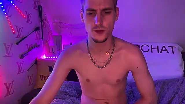 Chat XXX en directo de Cookieboy88