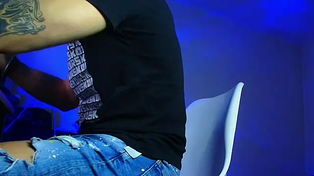 Chat XXX en directo de XanderCage99