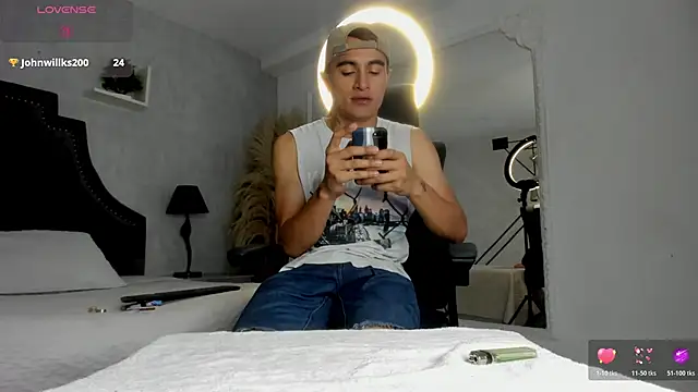 LiamDeep Live XXX Chat