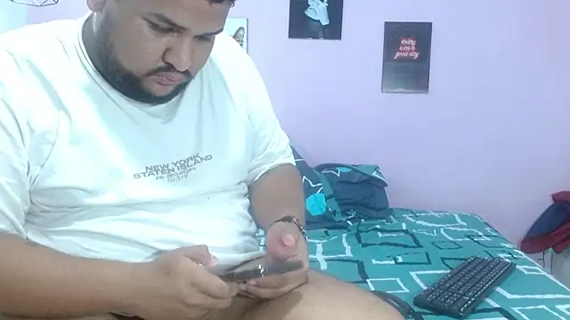 enzzo_rossi Live XXX Chat