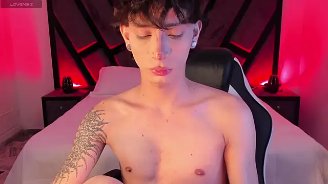 AndyWiilliams Live XXX Chat