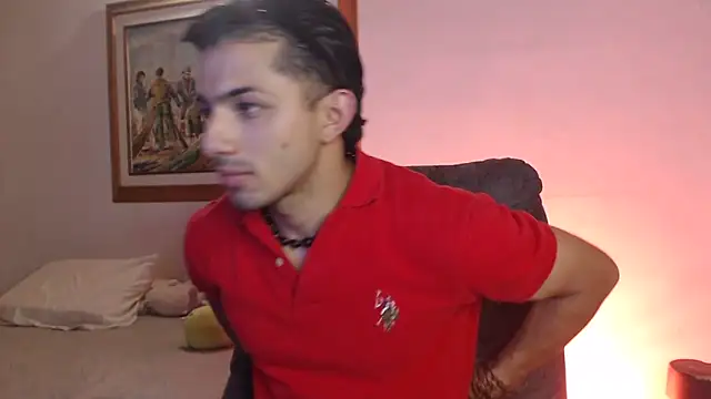 ArturoCardona_ Adlı Modelin Canlı XXX Sohbeti