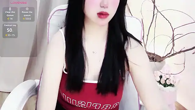 Sweet-Shuna élő XXX-chatje