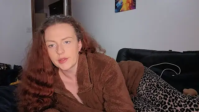 ENGLISHEMILY_69: онлайн-секс-чат