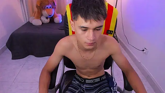 Aron_Boyy 网络视讯表演