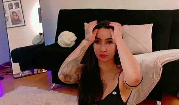 دردشة EmmyEvans1 الجنسية المباشرة