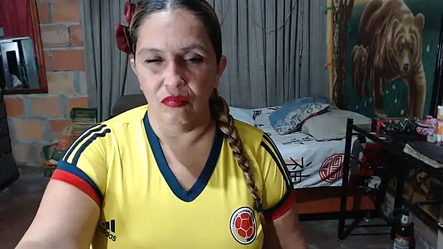 BURBUJA_y_CABALLERO's Webcam Show