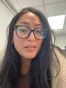 Chat +18 de Goddessxxrosexx ao vivo