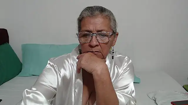 candy_mature_'s Live XXX Chat