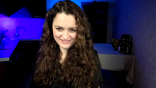 Cerann1 élő XXX-chatje