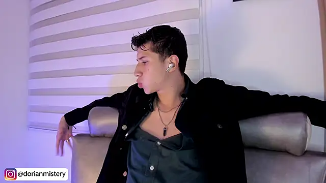 دردشة Dorianmistery2322_ الجنسية المباشرة