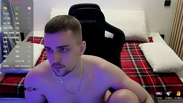 Czat XXX na żywo – Larstar01