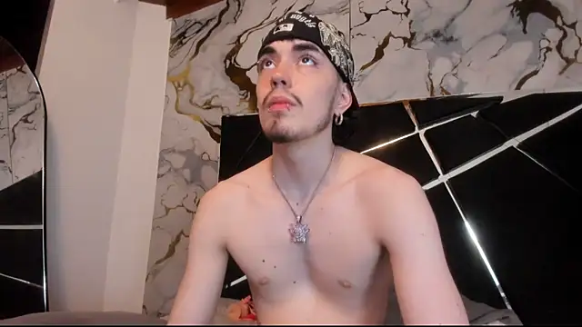 Chat XXX ao vivo de Couple_In_Heat