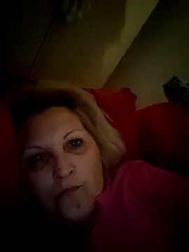 Divineblond 라이브 XXX 채팅