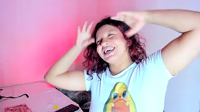 Emily_Coper18 Live XXX Chat