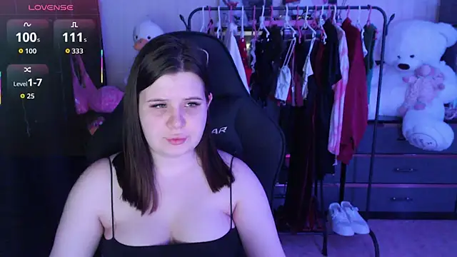 AmyVibess' Live XXX Chat