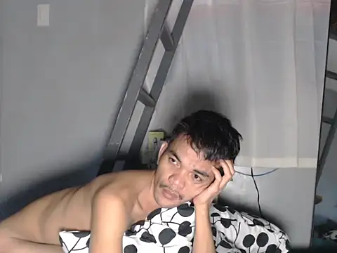 Natsboii Chat XXX in diretta