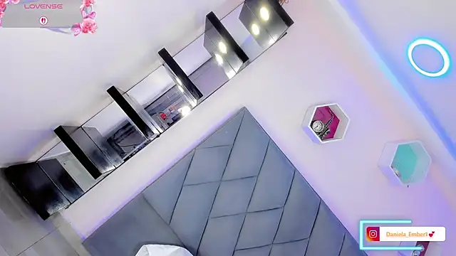 Chat XXX ao vivo de Amira_Ember