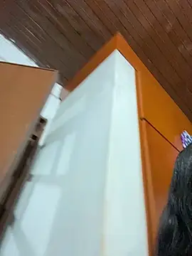 Chatroom XXX en direct de MonicaSex_